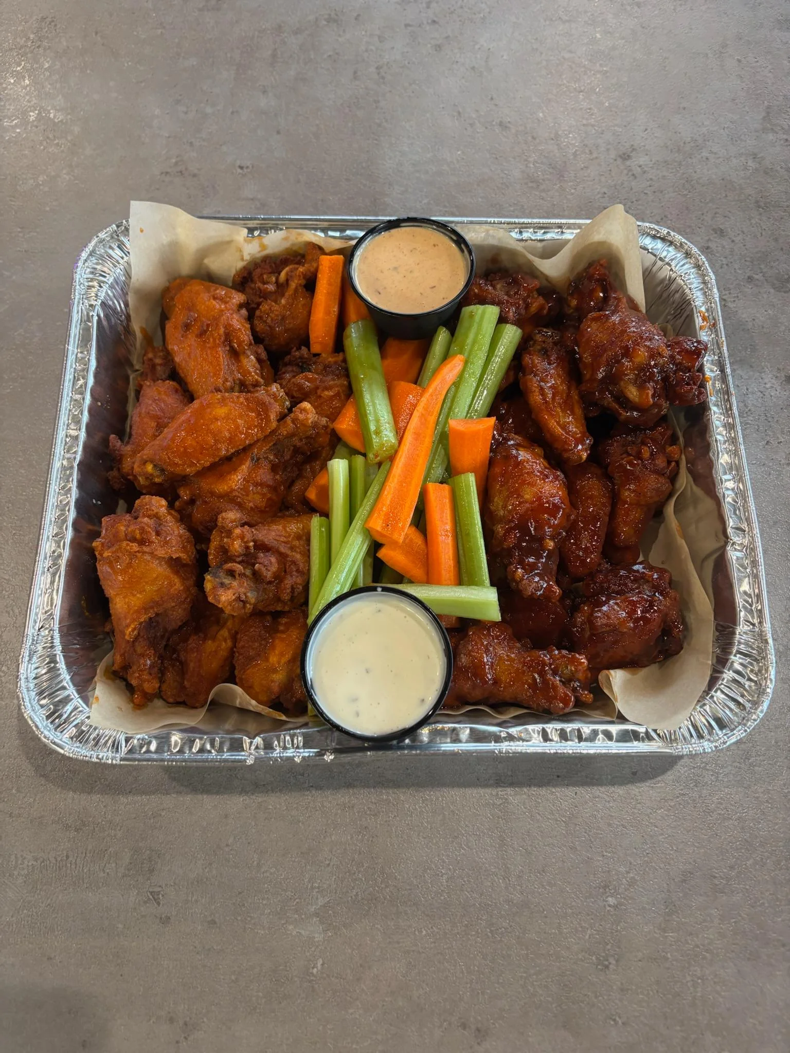 Wing Platter