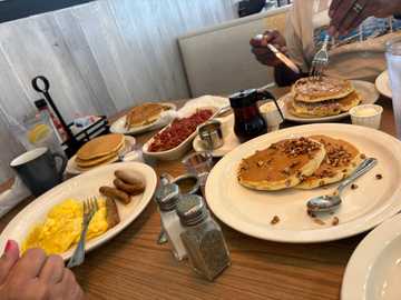 Photo from Kathybel L.'s review