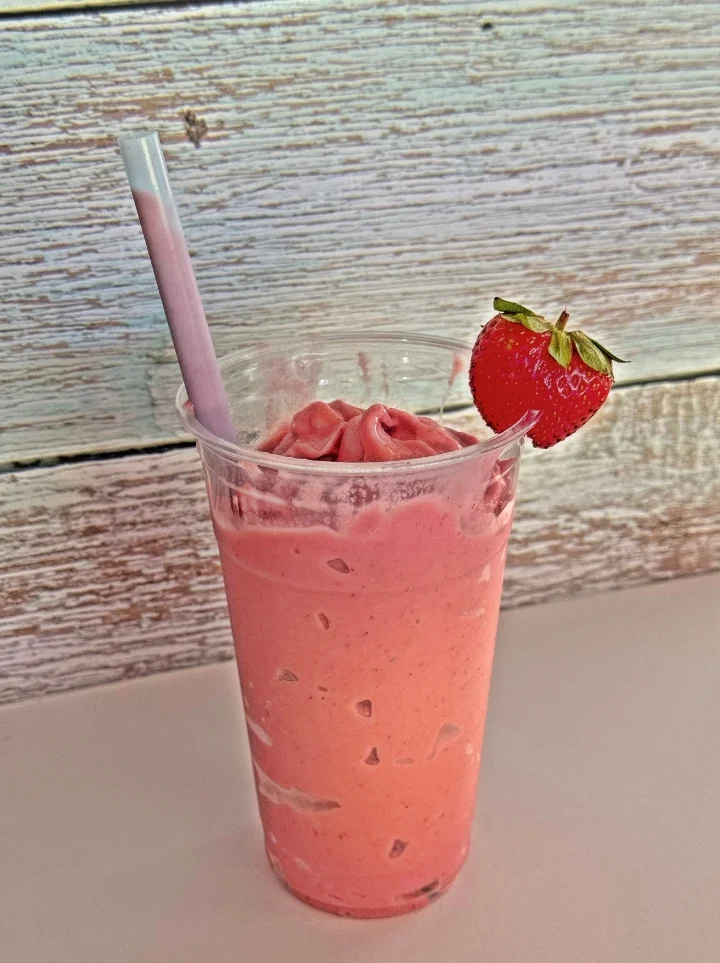 Strawberry Blast (Copy)