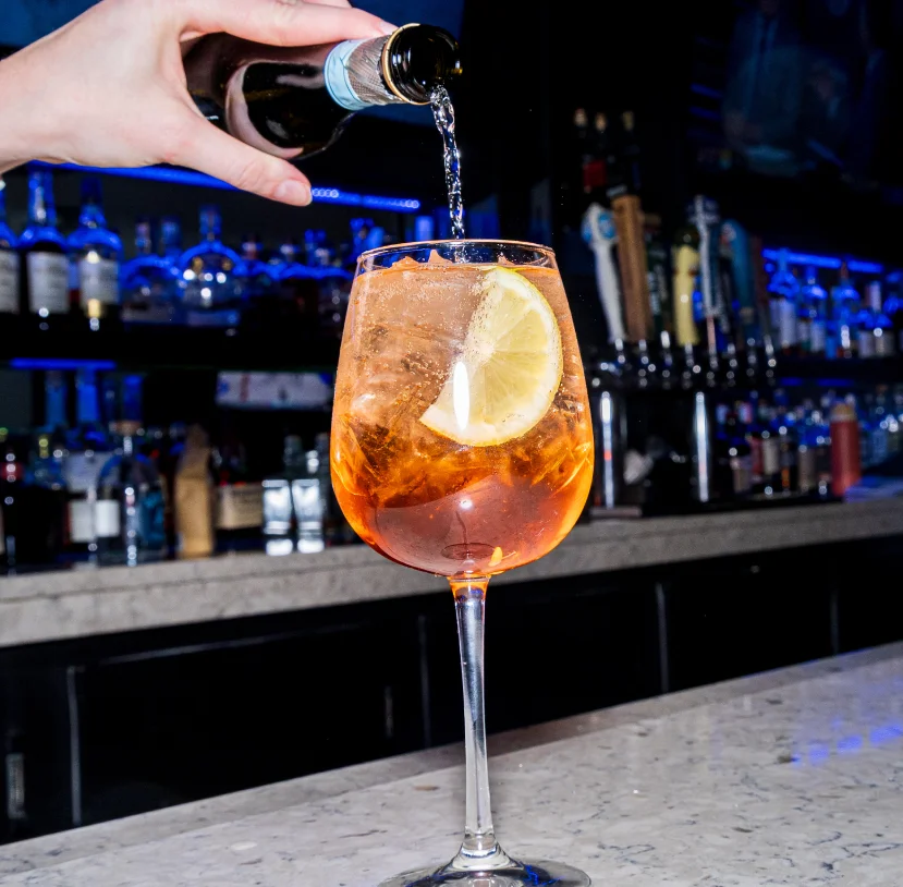 423 Main | Bar & Grill in Rochester, MI