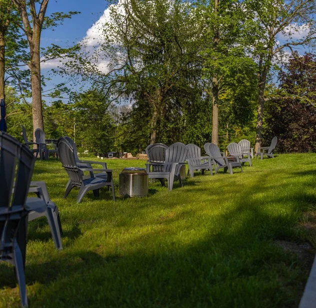 lawn fire pits and chairs