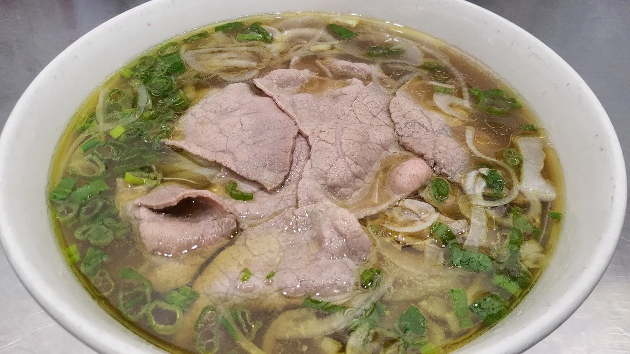 #48 Pho Tai