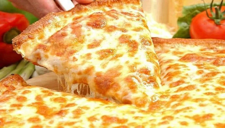 Giant Pizza