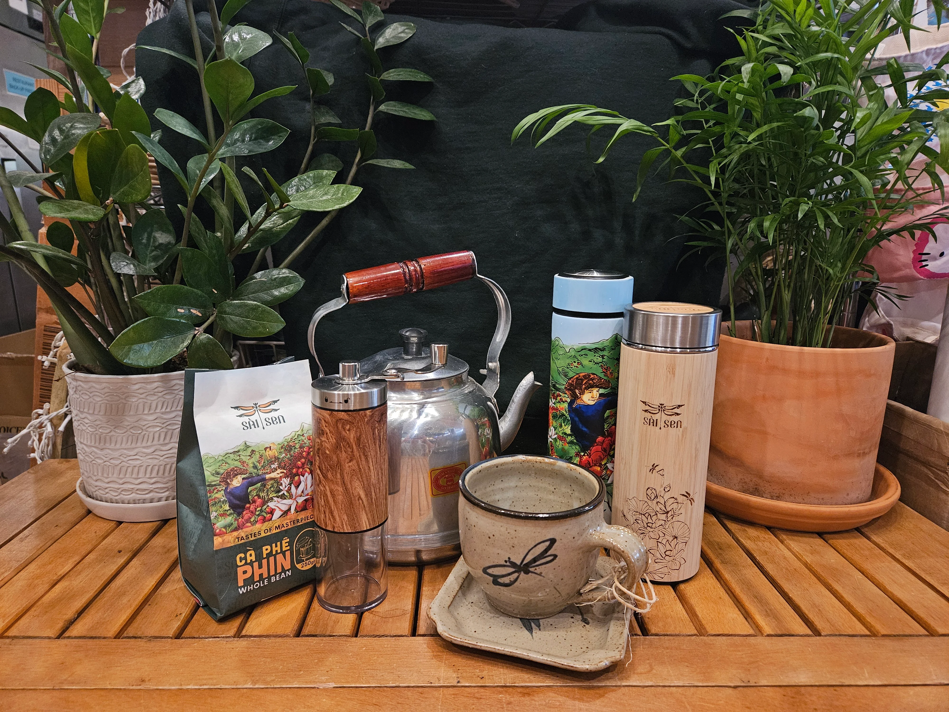 Vietnamese Coffee, Brews the tradition way