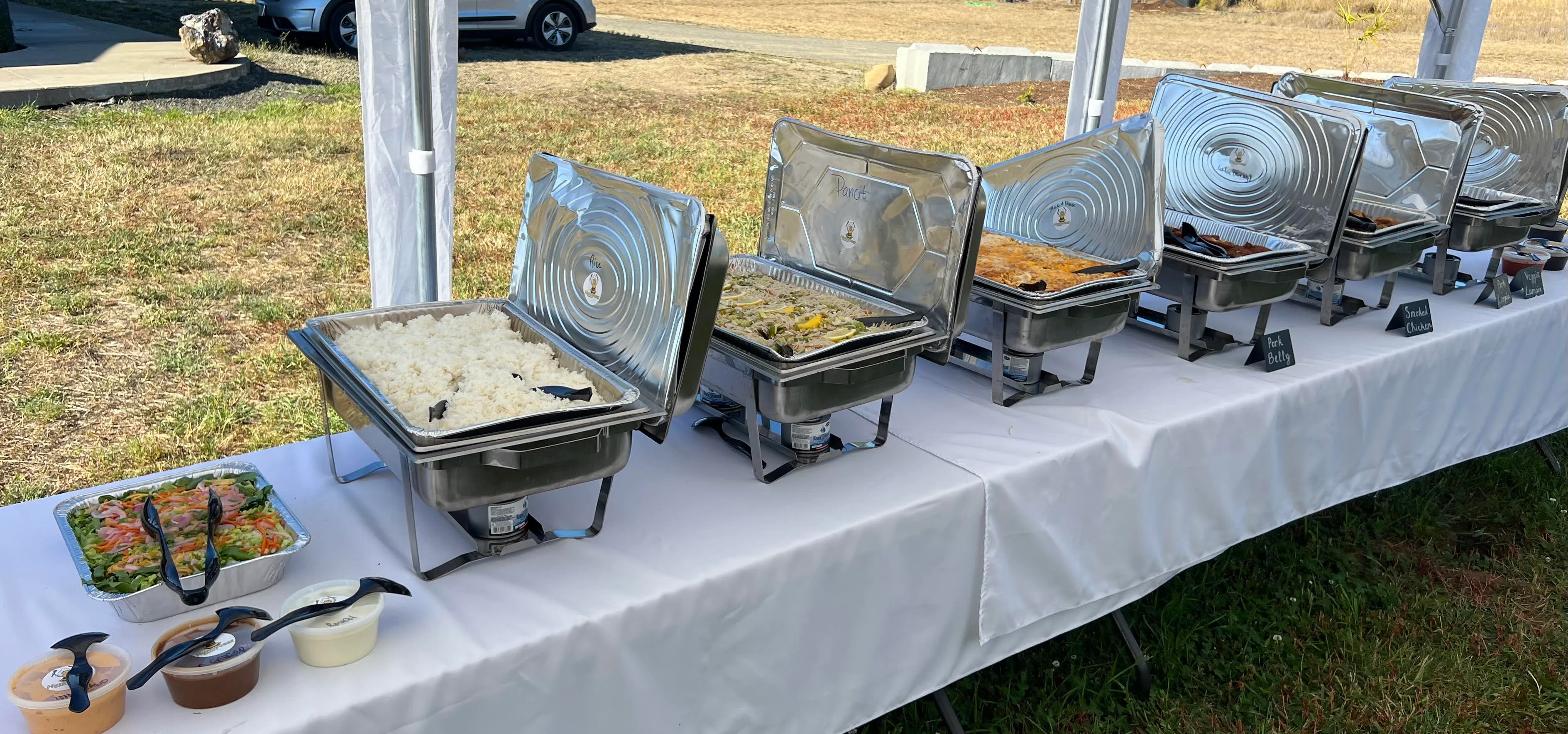 [{"type":"paragraph","children":[{"text":"Catering Delivered"}]}], [{"type":"paragraph","children":[{"text":"Picked up"}]}], [{"type":"paragraph","children":[{"text":"Full Service"}]}]