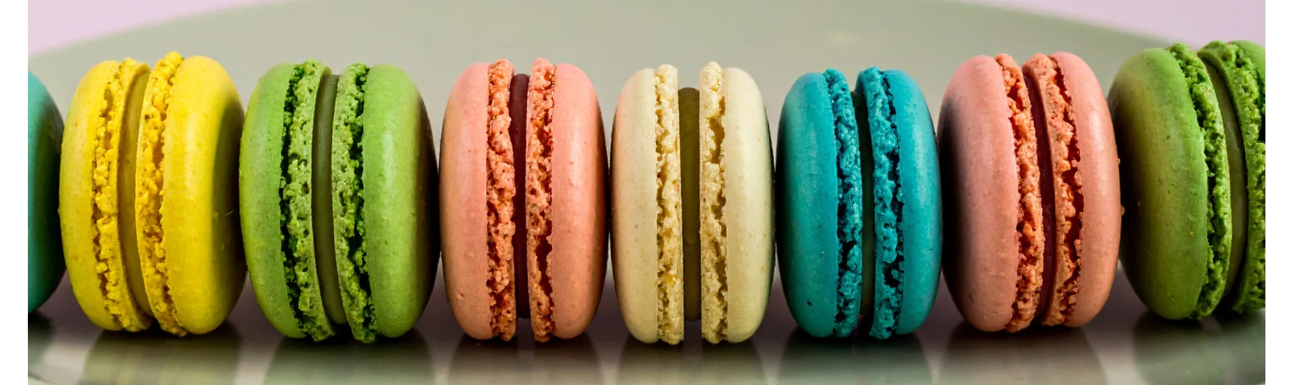Monday Macaron Special