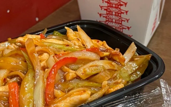 28. Szechuan Spiced Chicken 干烧鸡丝