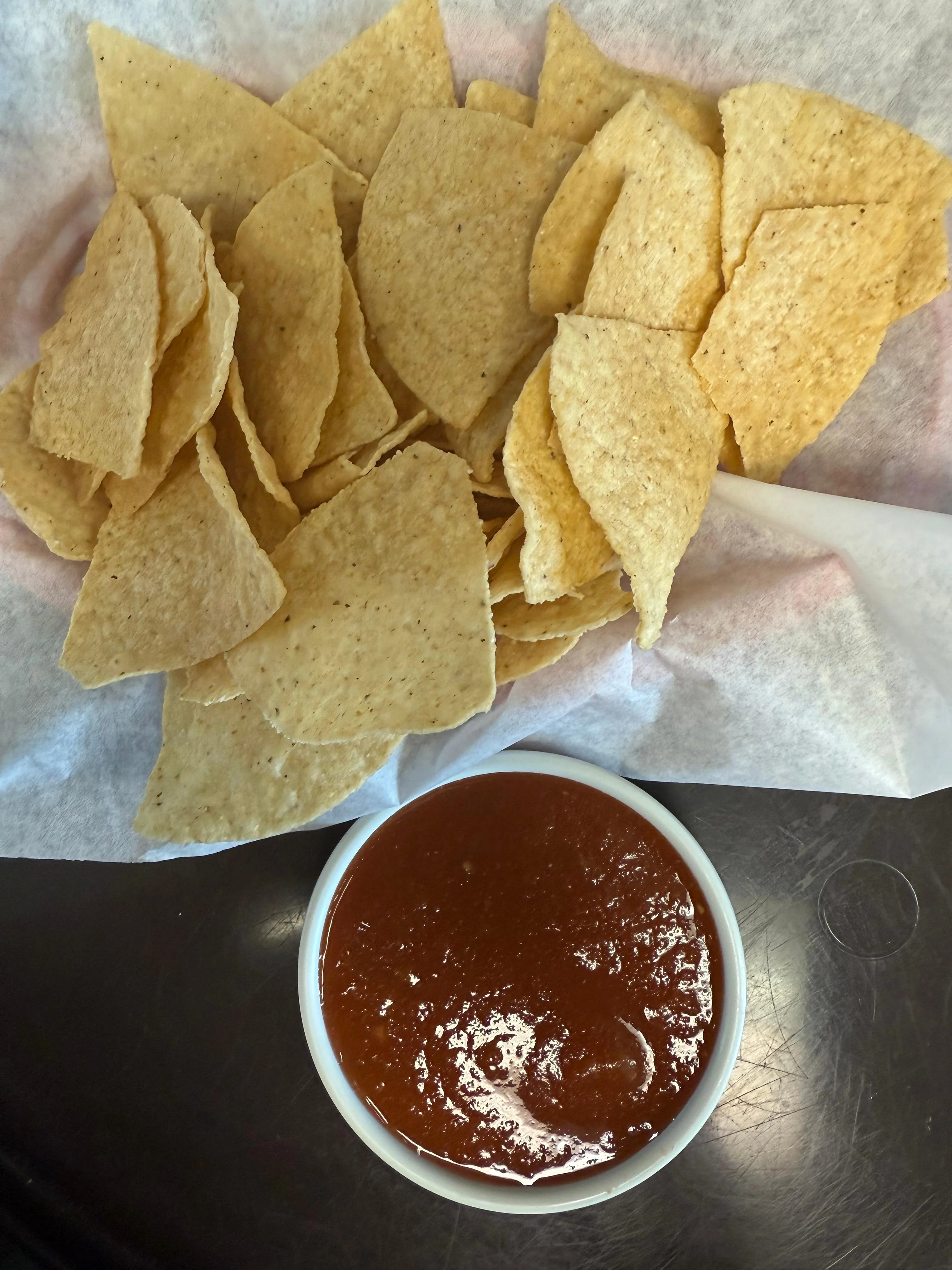 Chips & Salsa Large