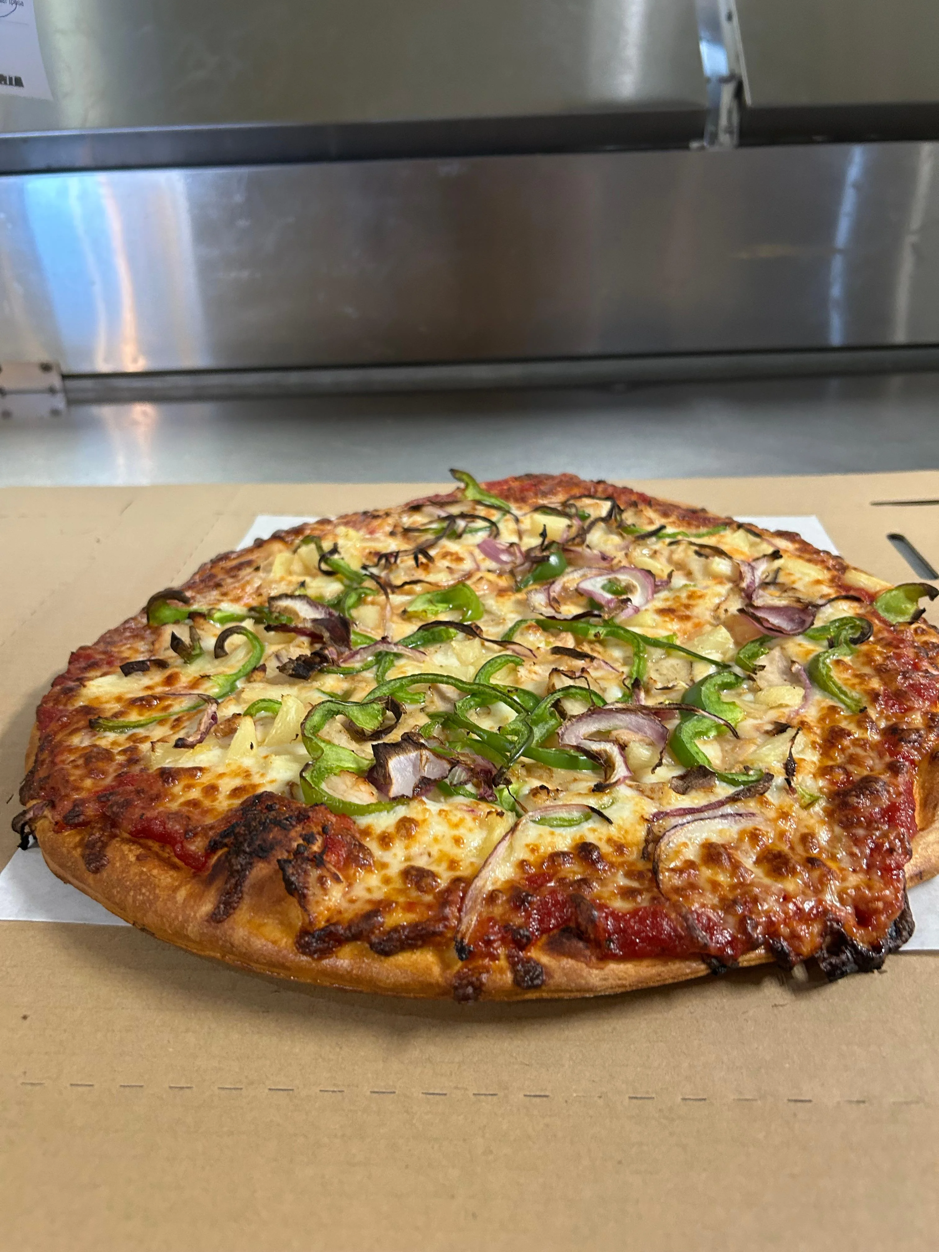 Large Bbq Chicken Classic Pizza