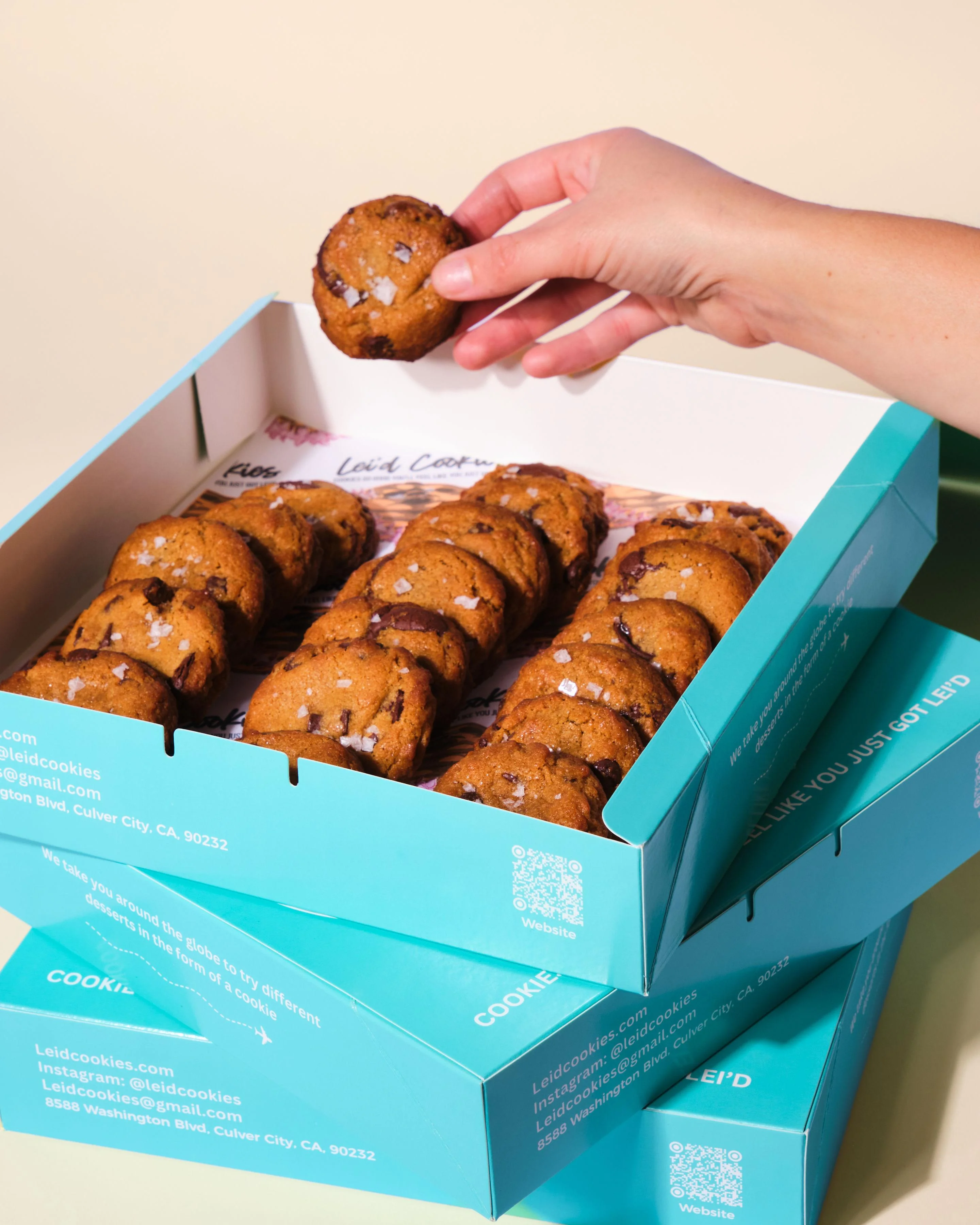 30 mini cookies (up to 3 flavors)
