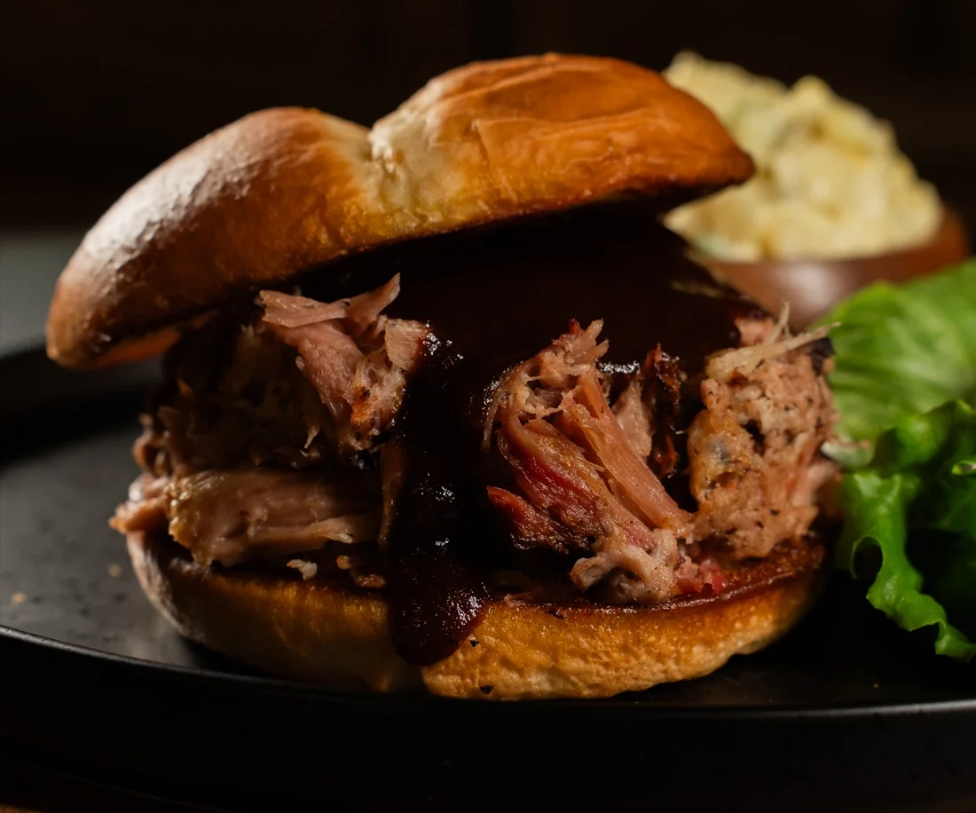 Pulled pork sandwich with barbecue sauce