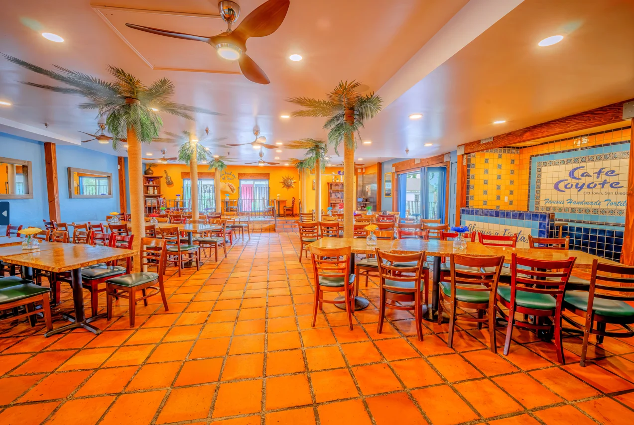 Cafe Coyote - Cabo Room