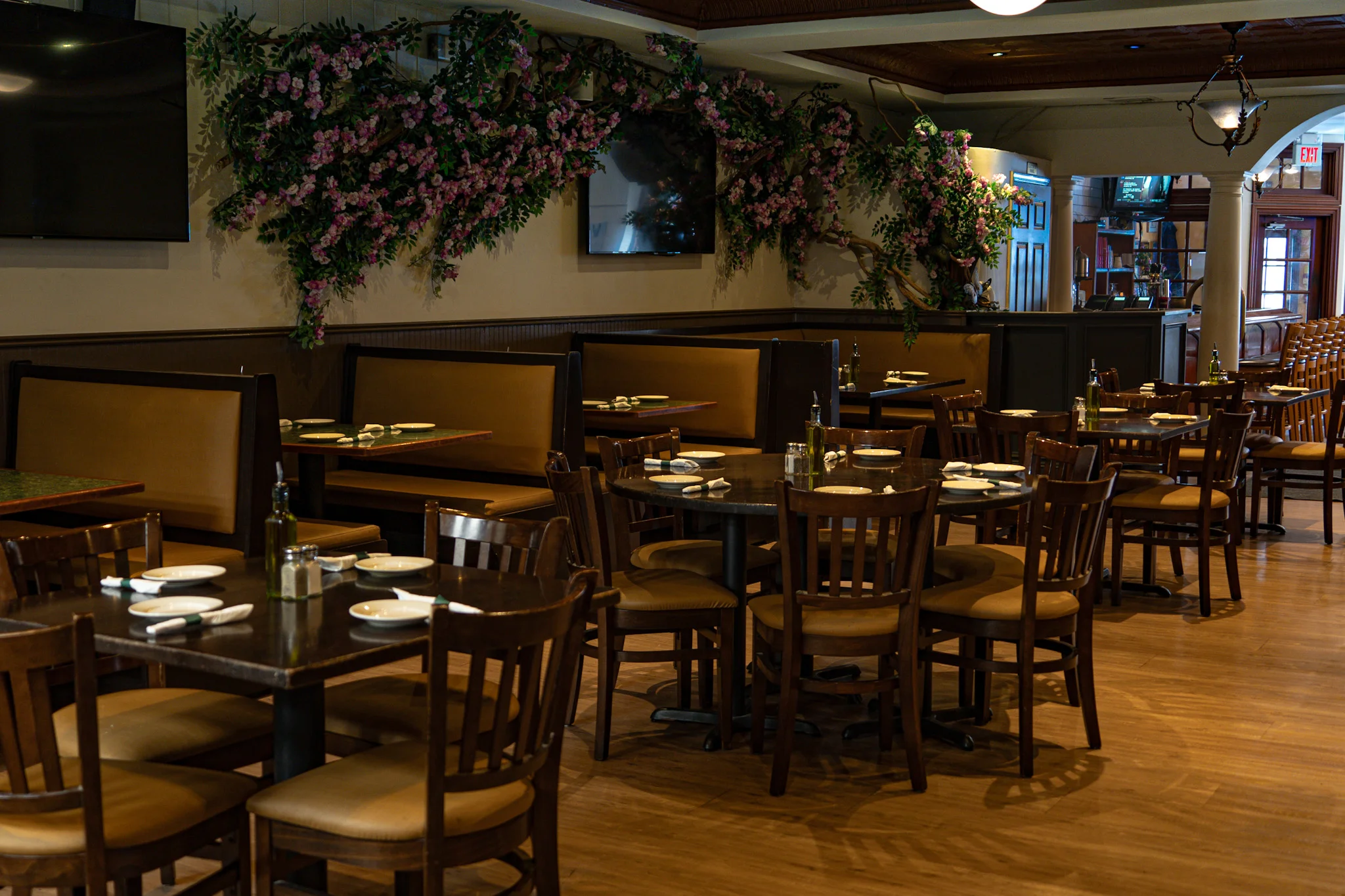 Back Restaurant