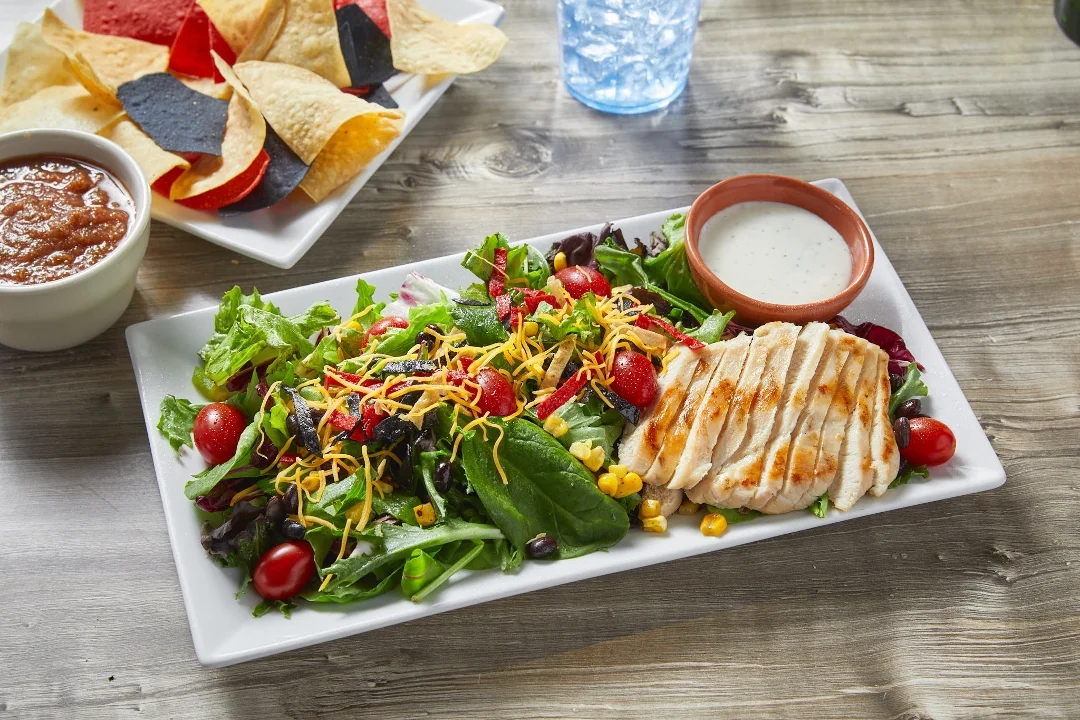Pecan Salad w/ Chicken
