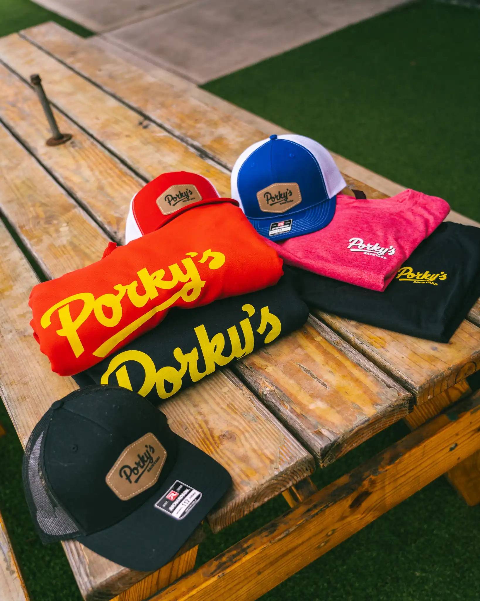 Porky’s backyard logo