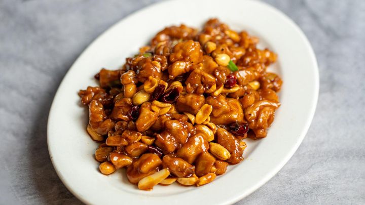 915 Arch St, Philadelphia, PA 19107 - General Tso's Tofu 左宗豆腐