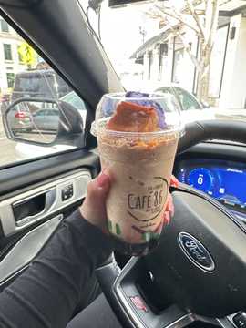 Photo from Ingrid R.'s review