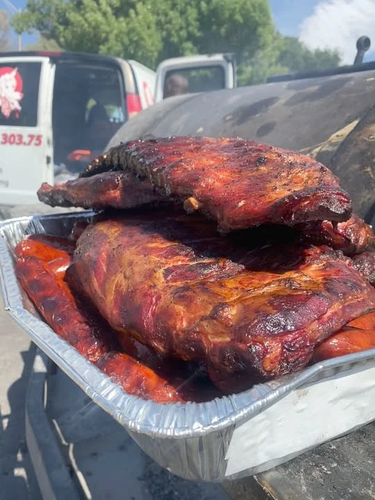 Smoked barbecue ribs on a grill platter