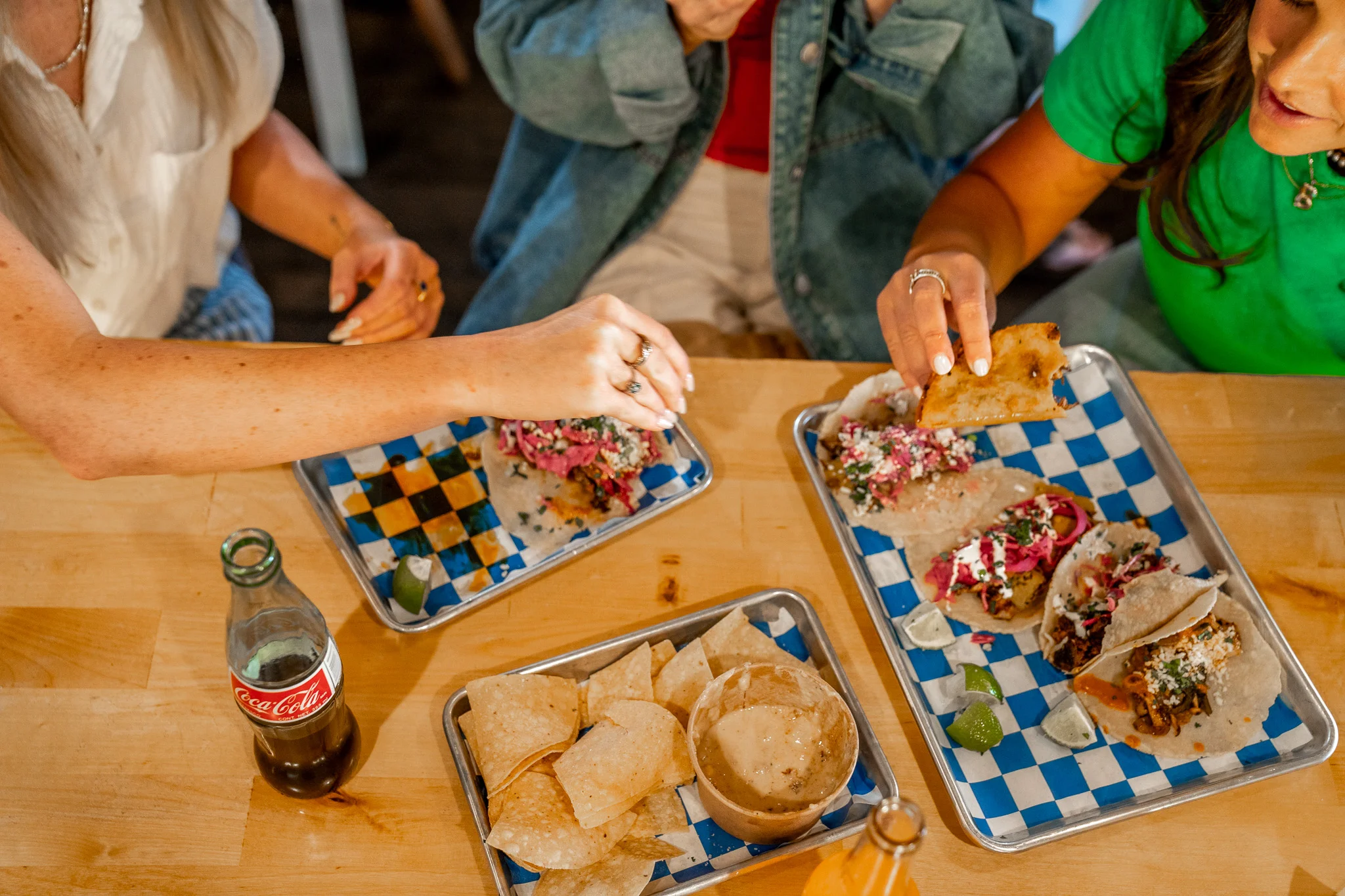 Delicious street tacos served with fresh toppings