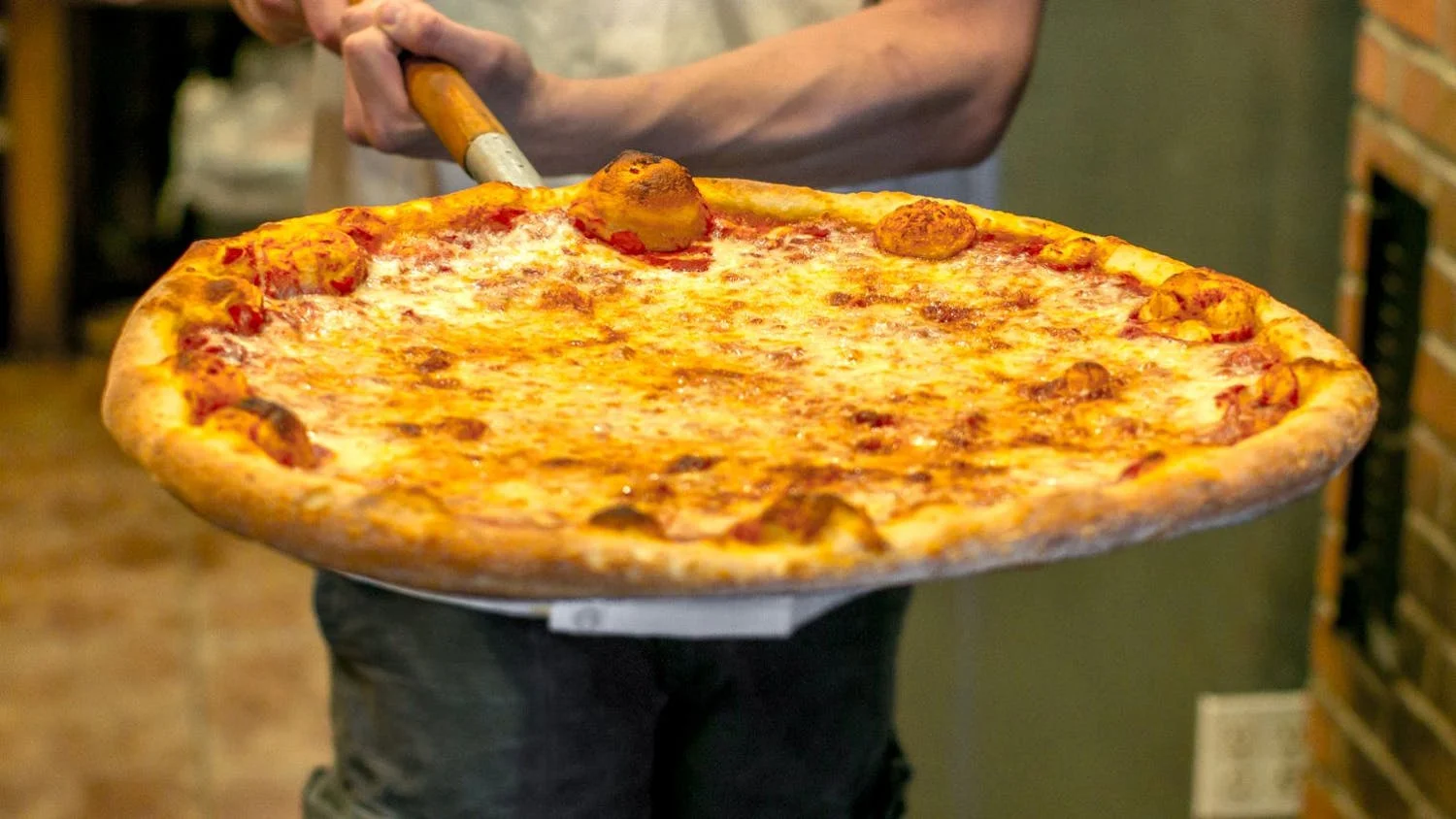 Spinach and ricotta pizza from an Italian pizzeria