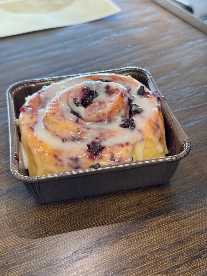 Blueberry Roll
