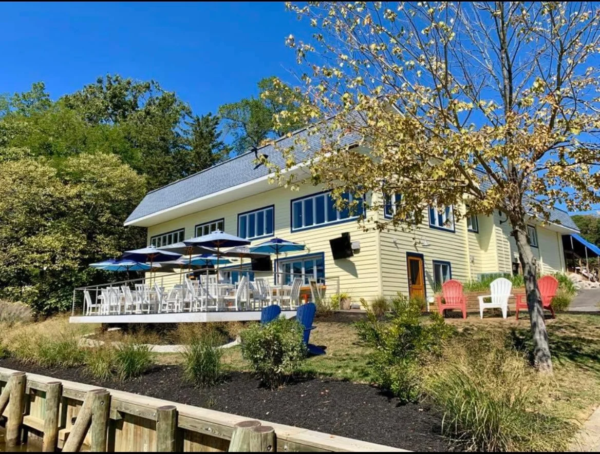 Charming waterfront restaurant with outdoor seating