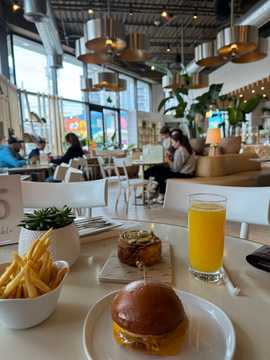 Photo from hicham J.'s review