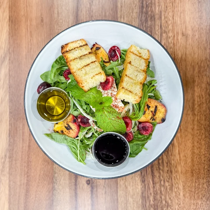 Seasonal Mendocino Salad Mountain View Restaurants