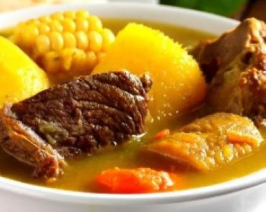 Sancocho ( Miércoles ,Viernes,Domingo)