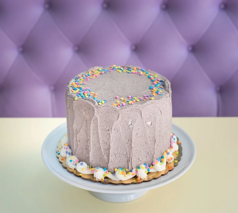 6" 3 layer Oreo Cake
