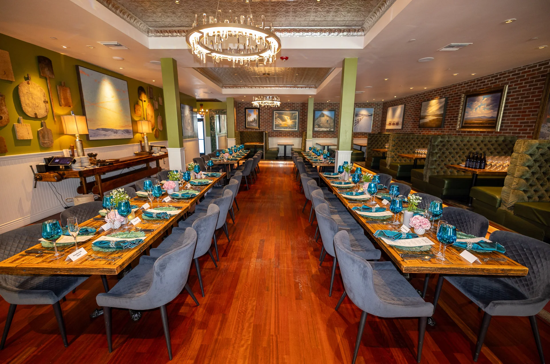 Dinner Capacity: 128 - ADA access from Park Avenue