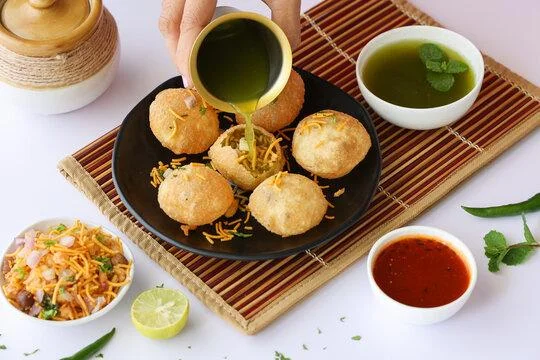 Pani Puri 6 pcs (12pm-11:45pm)