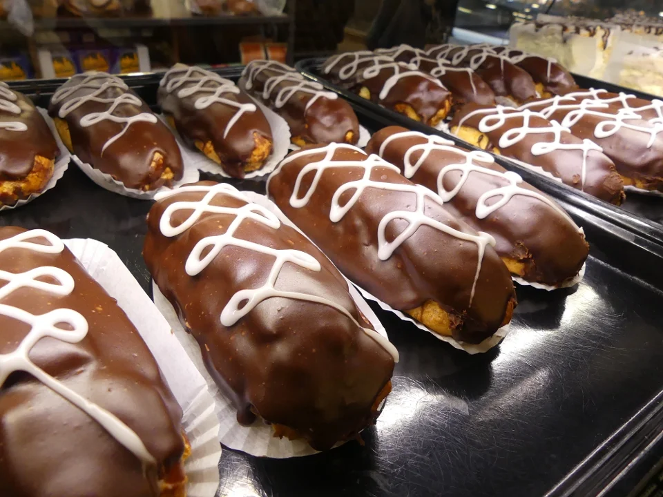 Custard Eclair