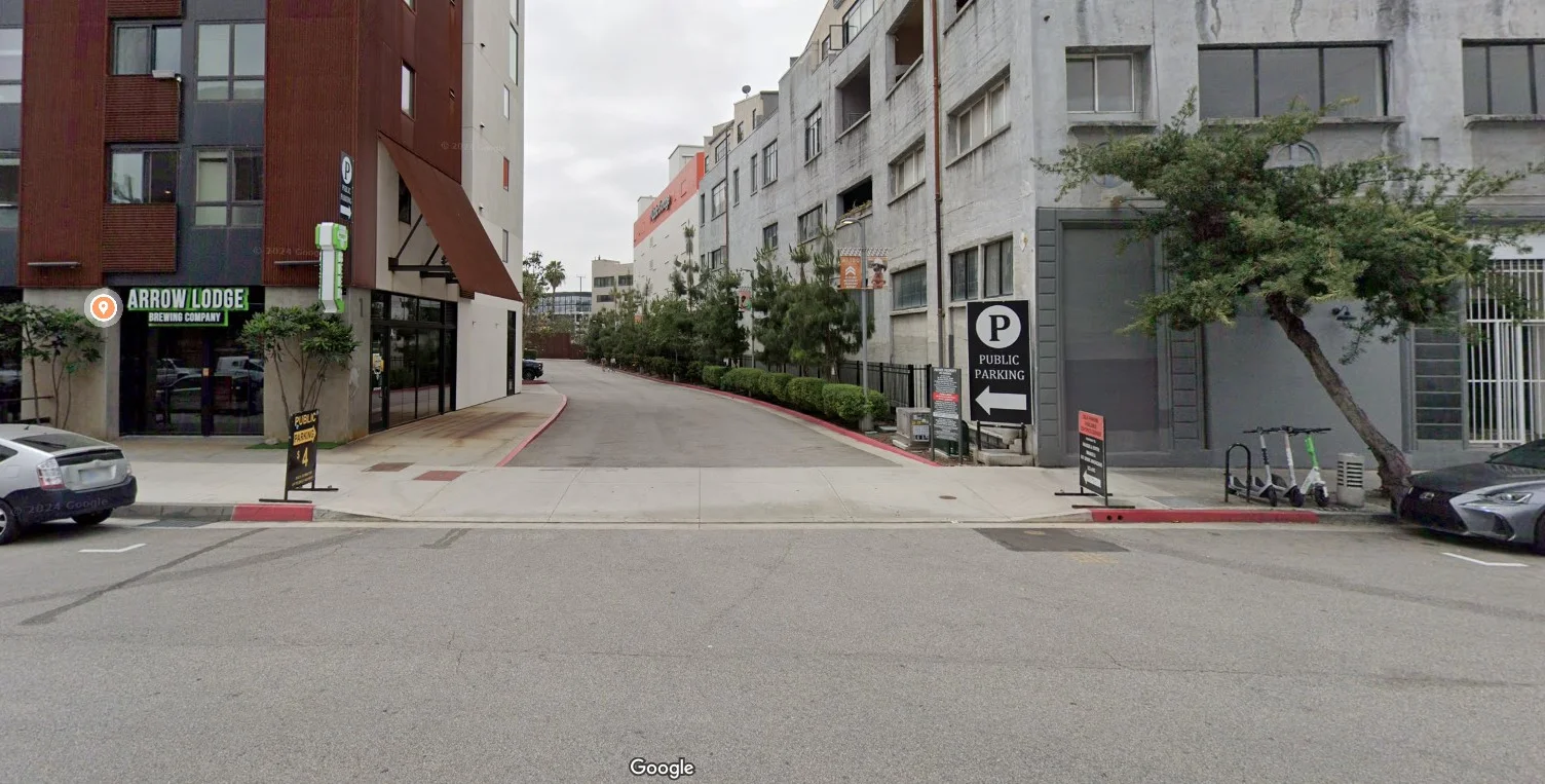 Street view of Arrow Lodge Brewing Company in Los Angeles