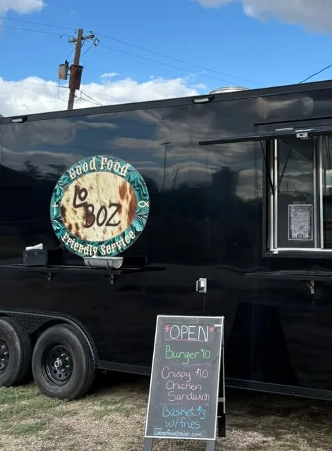 LoBoz, good food, friendly service, BBQ, baked goods, Eden, Texas
