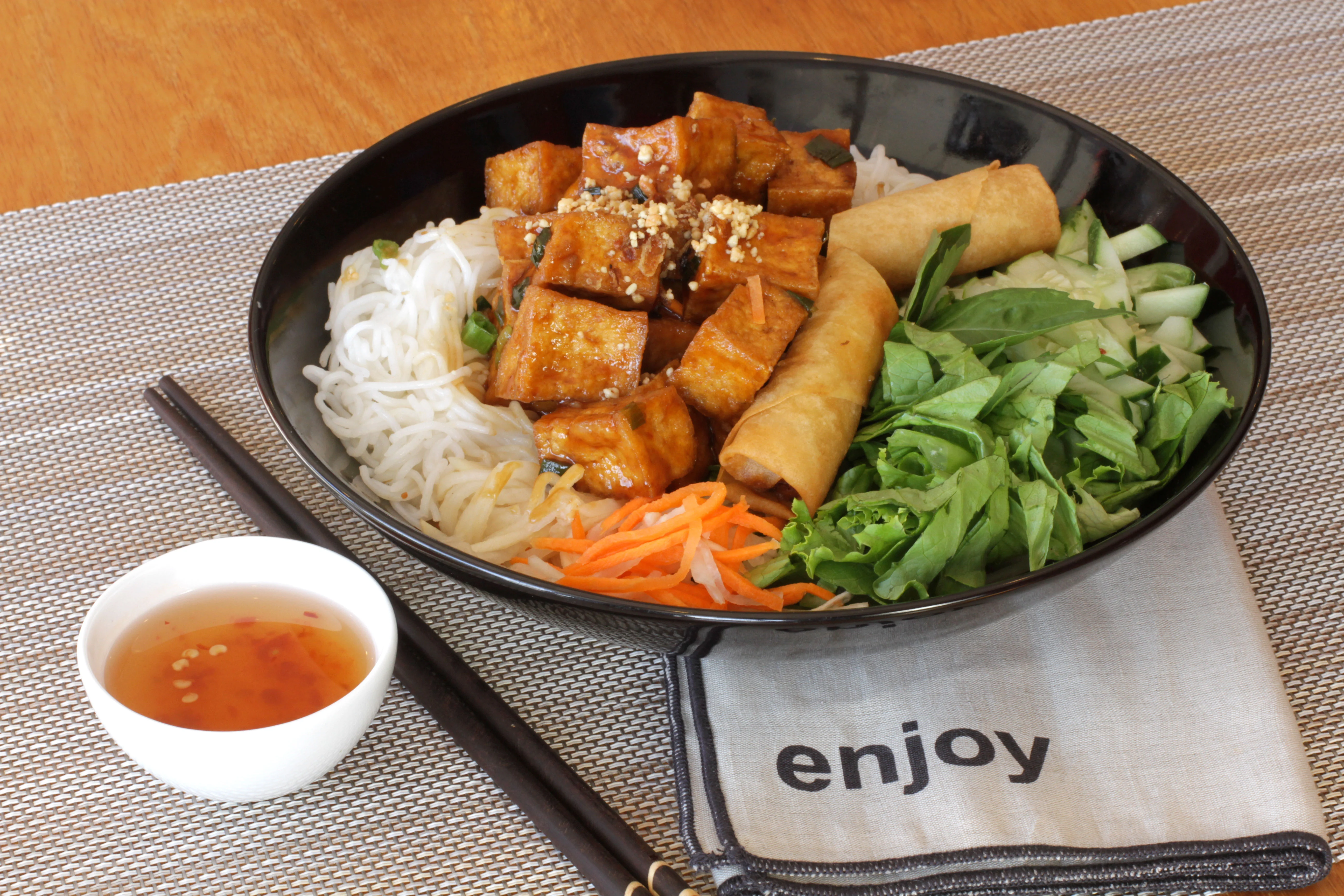 Vietnamese bun with tofu and fresh vegetables