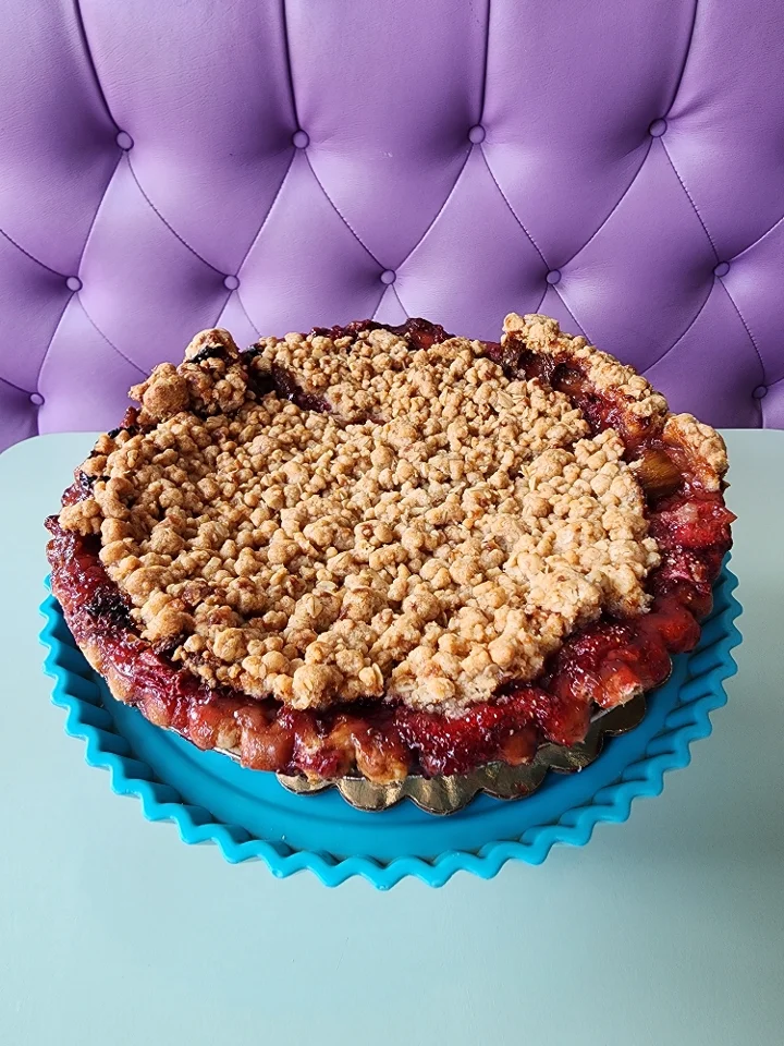 Strawberry Rhubarb Pie Whole