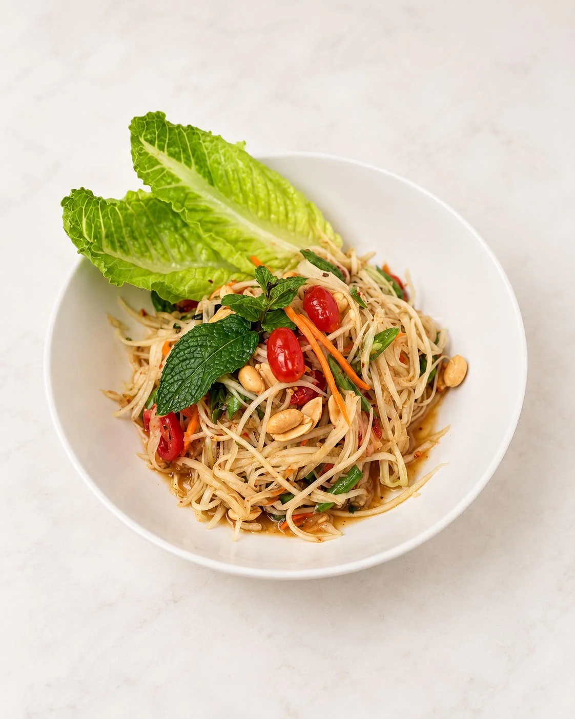 Thai peanut chicken with vegetables and crispy noodles