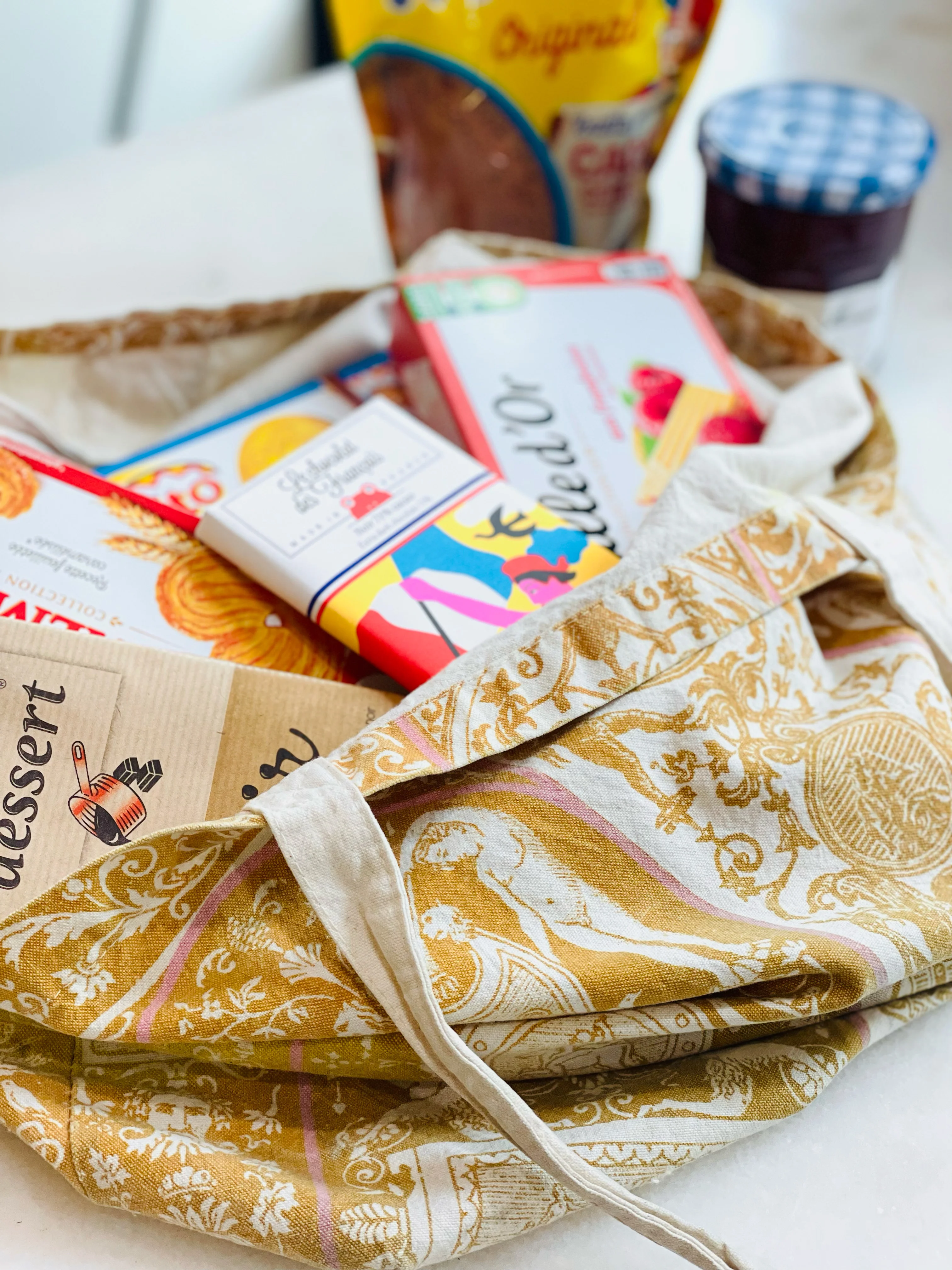French grocery favorites from La Boulangerie & Co’s retail shelves, available in Logan Square and California cafés.