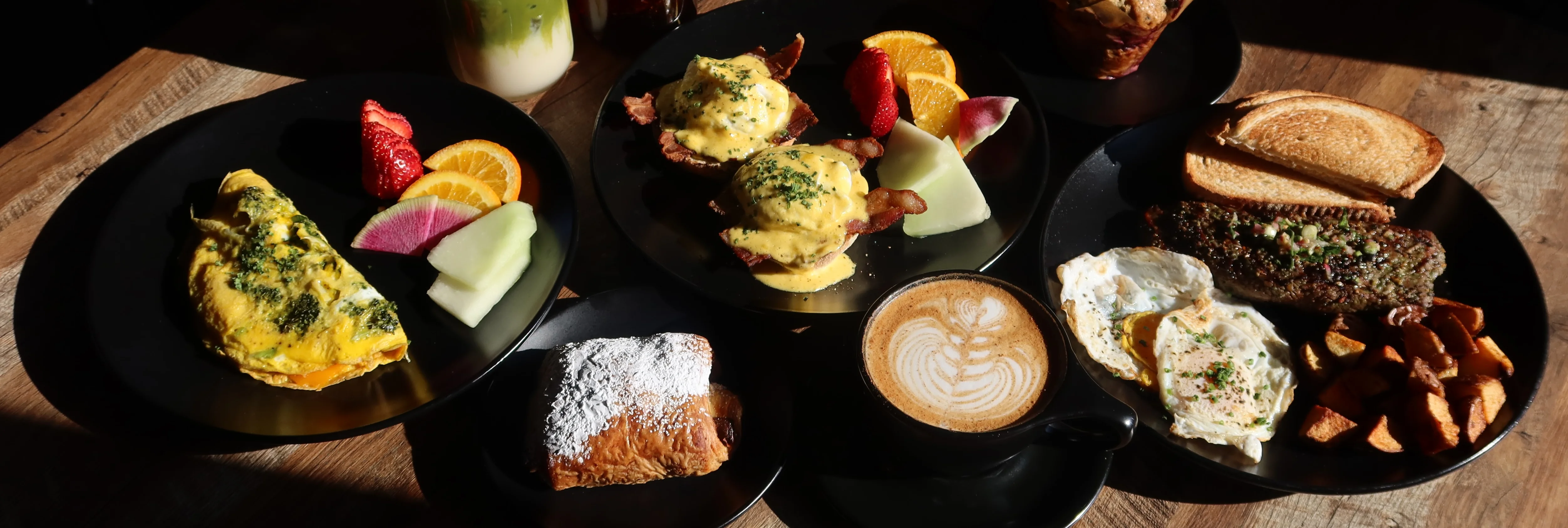 CG Cafe & Roastery (Common Grounds)