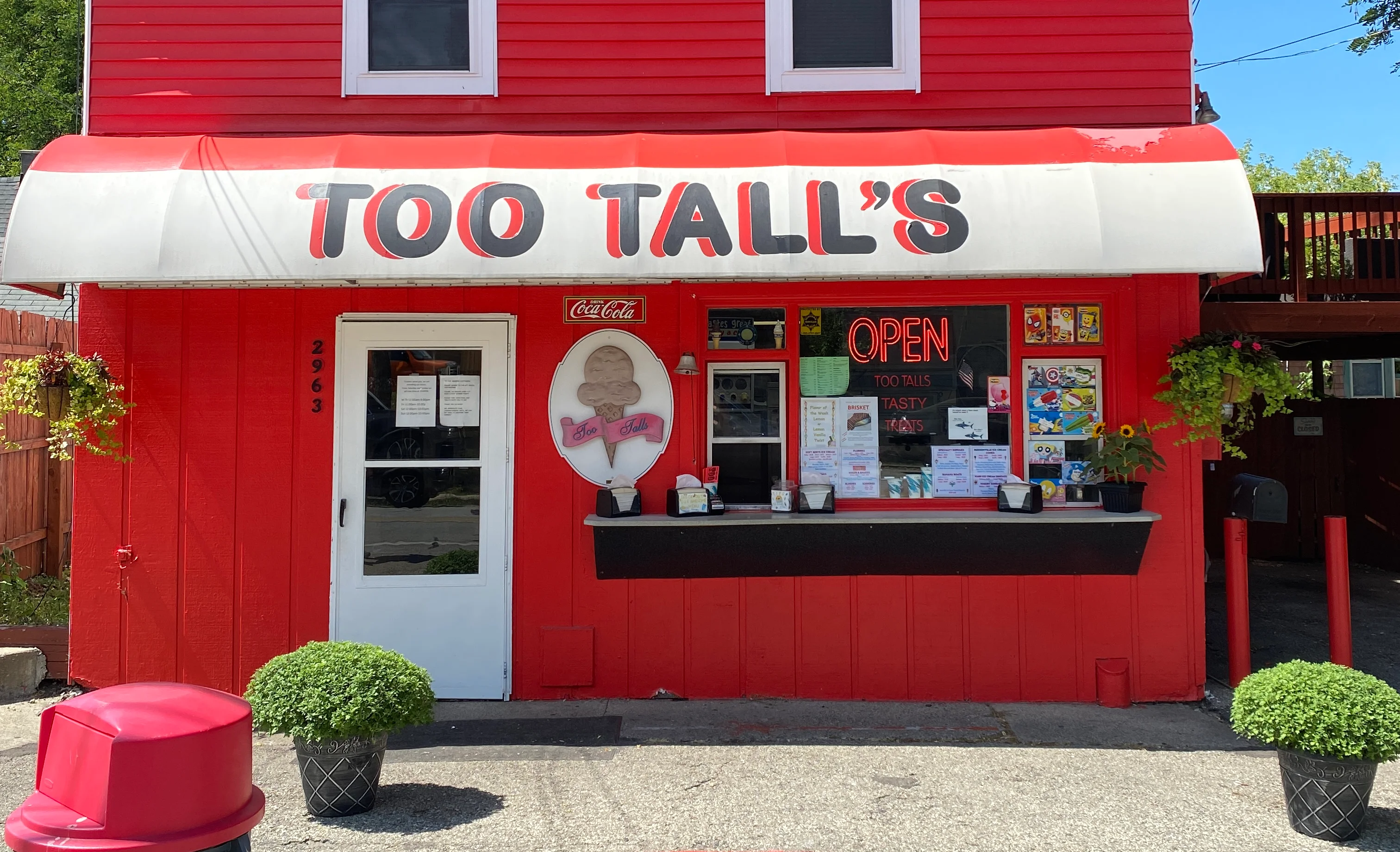 Too Tall's Sweet & Tasty Shop