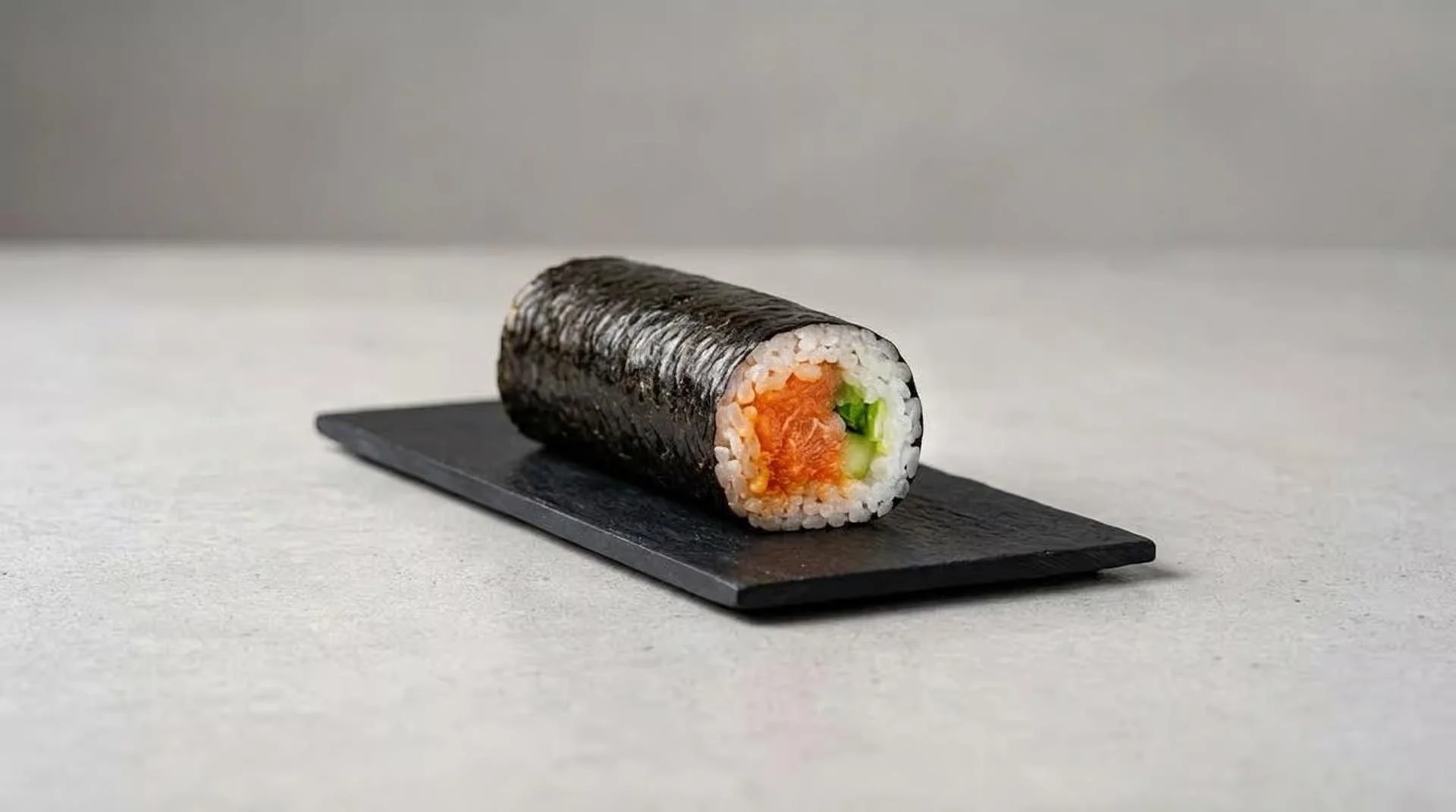 T1 Spicy Tuna Temaki