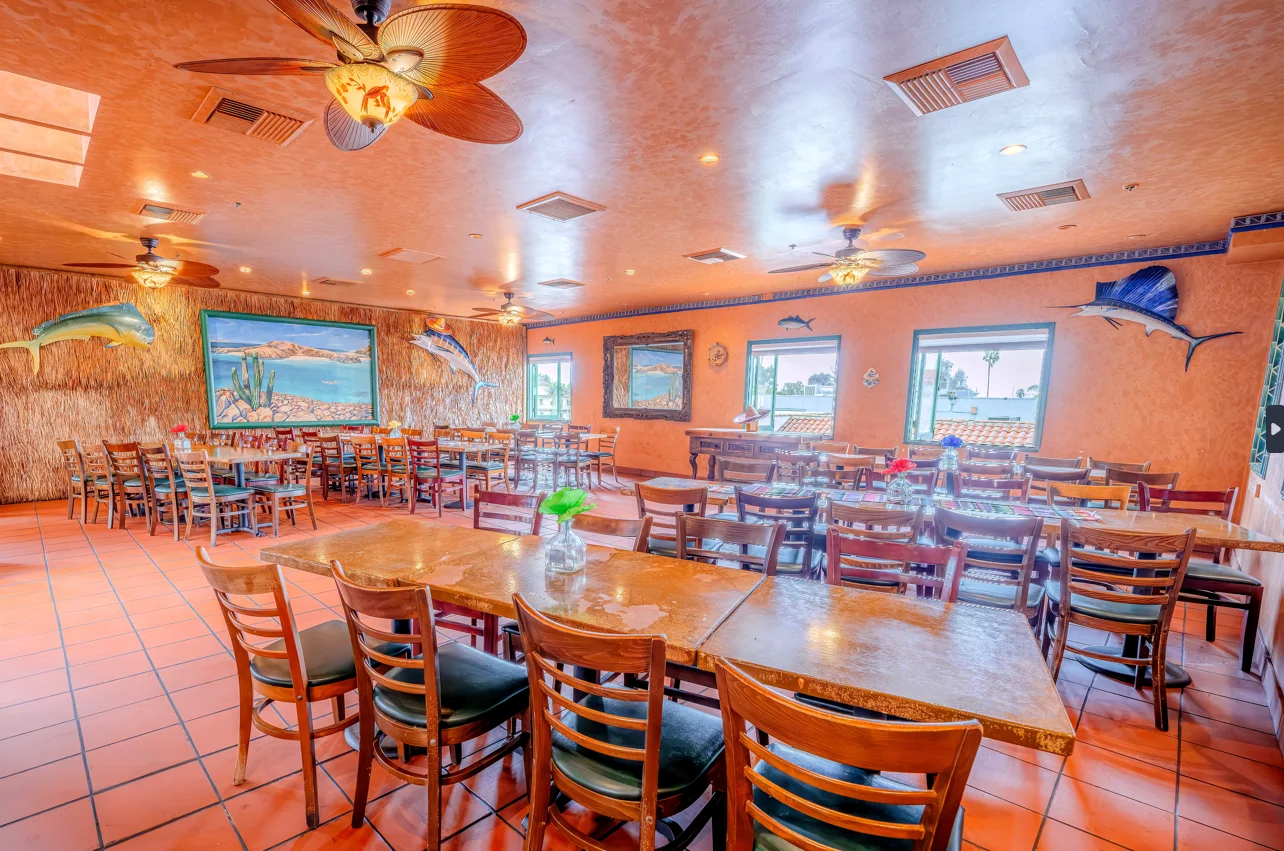 Cafe Coyote La Paz room 2