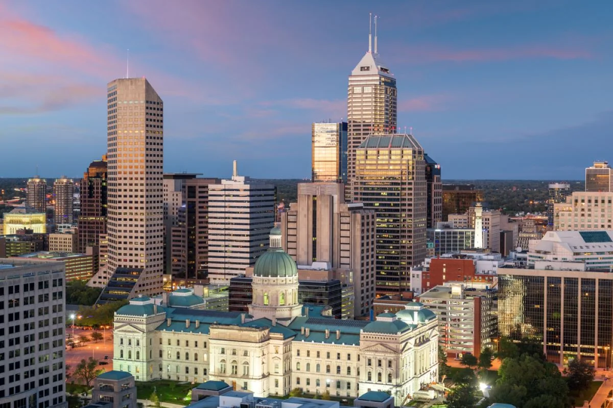 Panoramic view of Indianapolis skyline at dusk