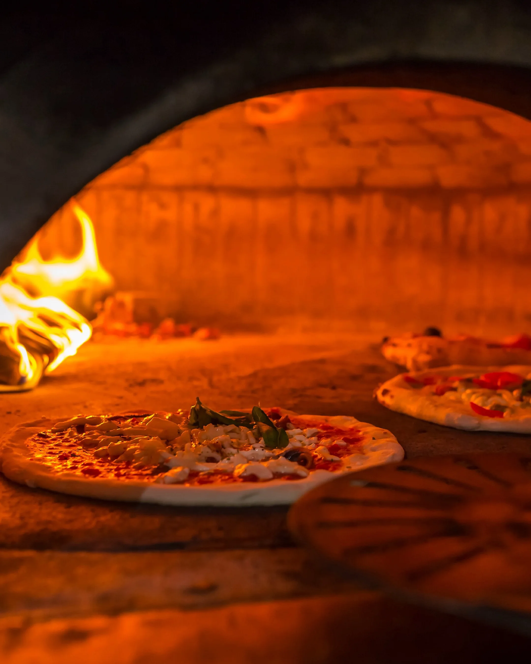 Share a few details about your event and we’ll help you build the perfect catering plan for your group.