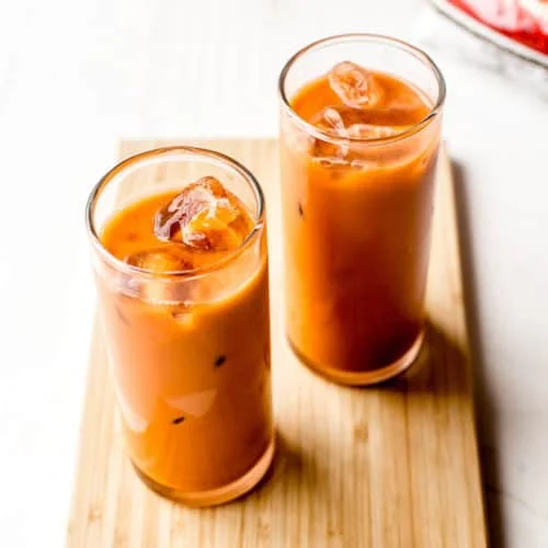 Iced Thai tea served in tall glasses with ice