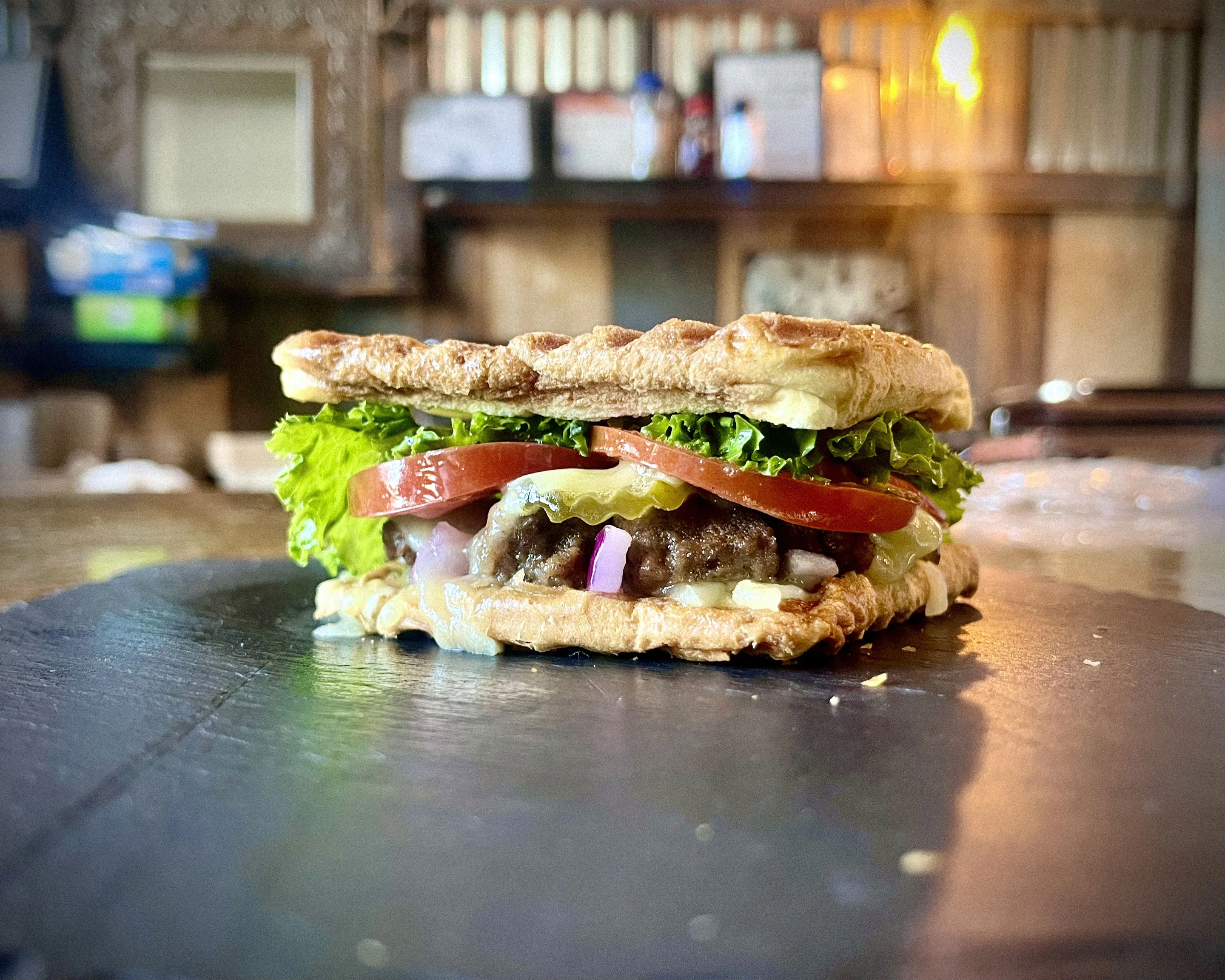 Delicious Mediterranean pita sandwich with fresh vegetables