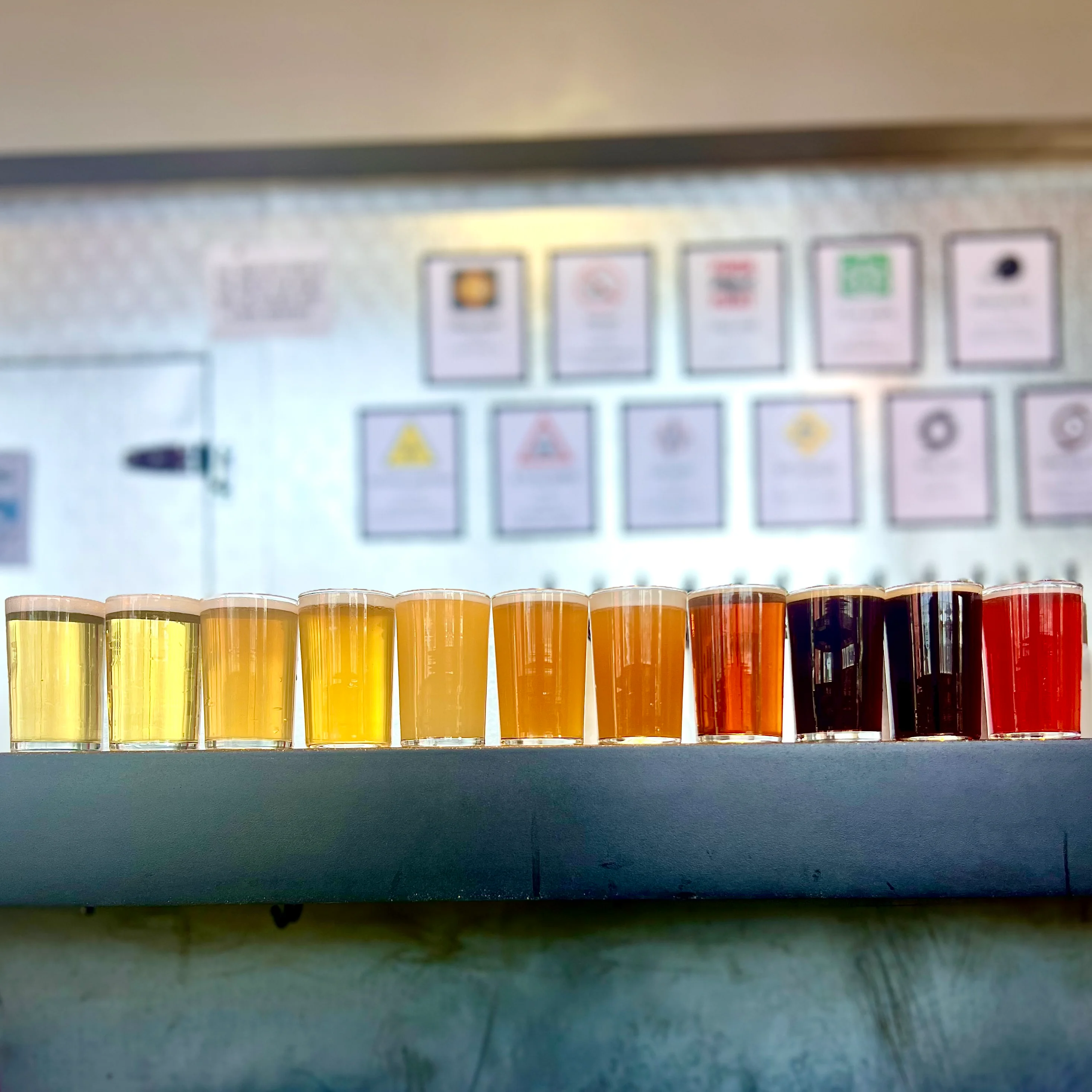 The bar and tables in Brix tasting room