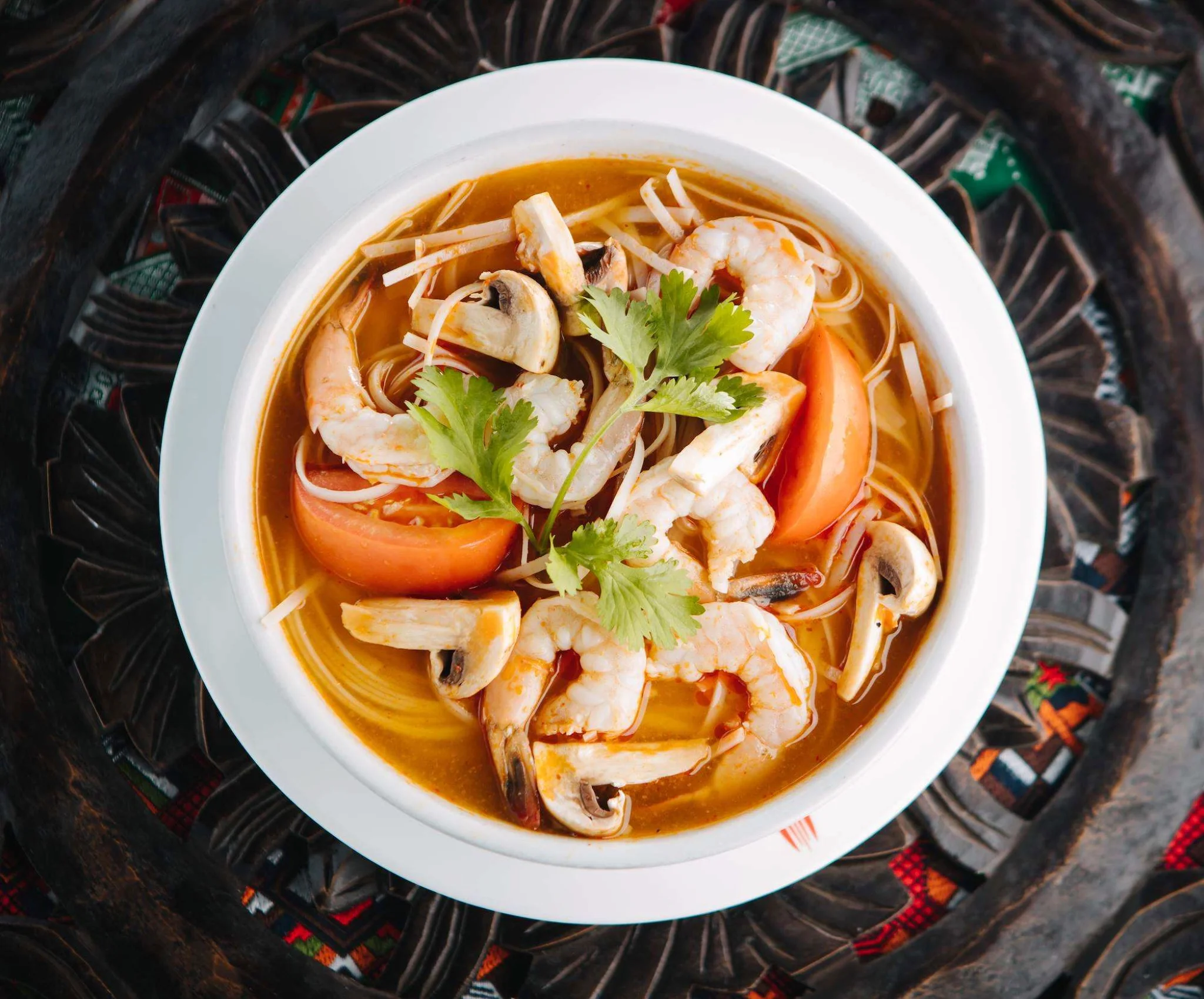 Thai shrimp soup with aromatic herbs