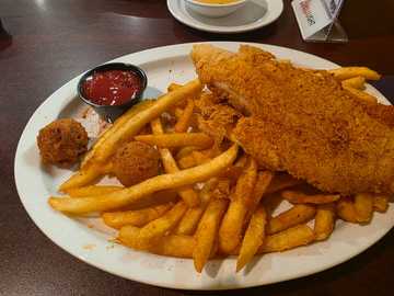 Photo from Quynton E.'s review